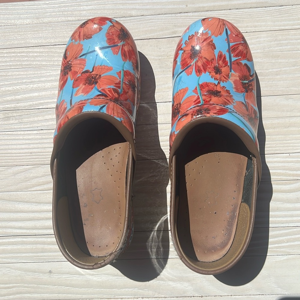 Dansko Clogs with Poppies Size 38